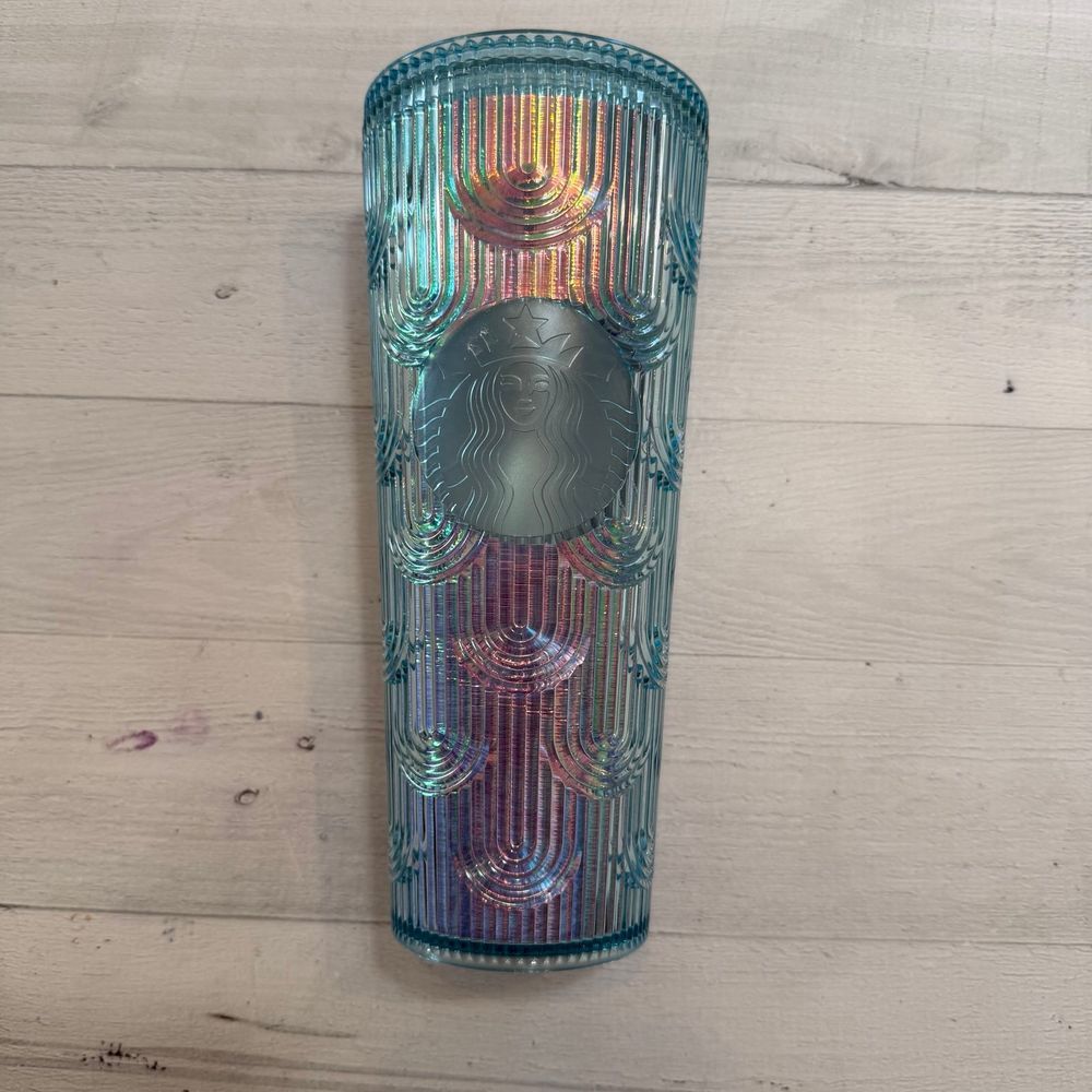 Starbucks Iridescent Holographic Mermaid Scales Venti Cold Cup Tumbler 24oz